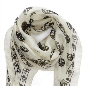 Alexander McQueen Skull Silk Scarf